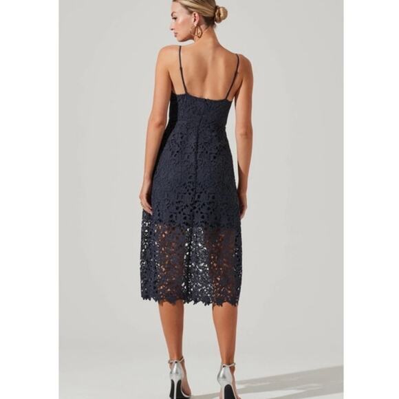 ASTR The Label Lace Illusion A Line Midi Dress Navy Size S - Picture 3 of 13